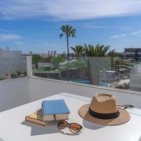 Siroco - Adults Only 18 아파트호텔 3*