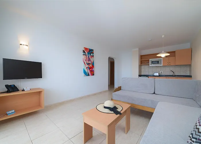 Siroco - Adults Only 18